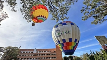 游客首次可乘坐热气球欣赏大叻美景