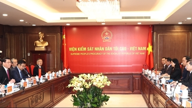 越中加强两国人民检察院合作