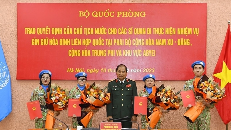 越南增派女军官参加联合国维和行动