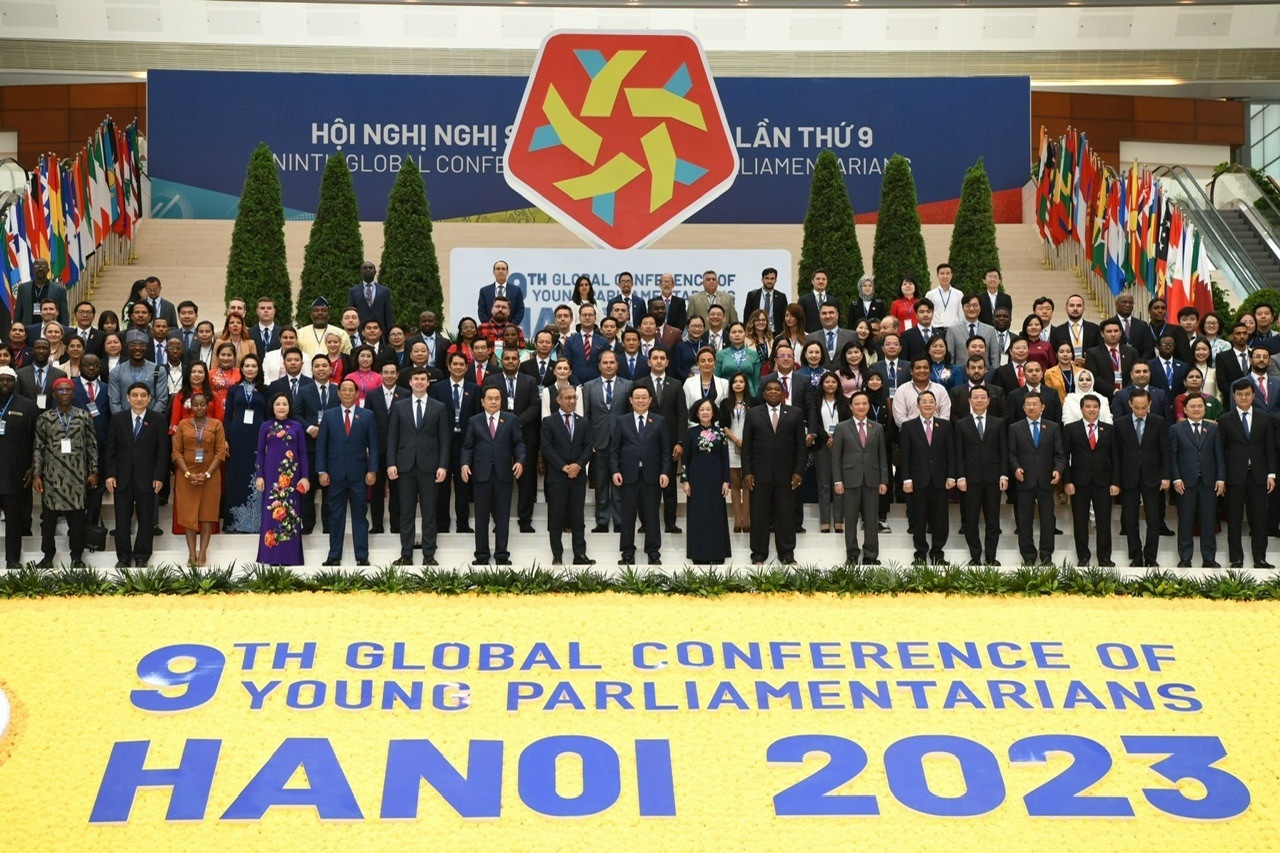 第九届全球青年议员大会隆重开幕