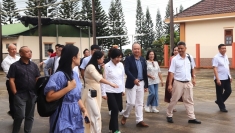 中国国际茶博会组委会调研组参观保禄茶叶原料区