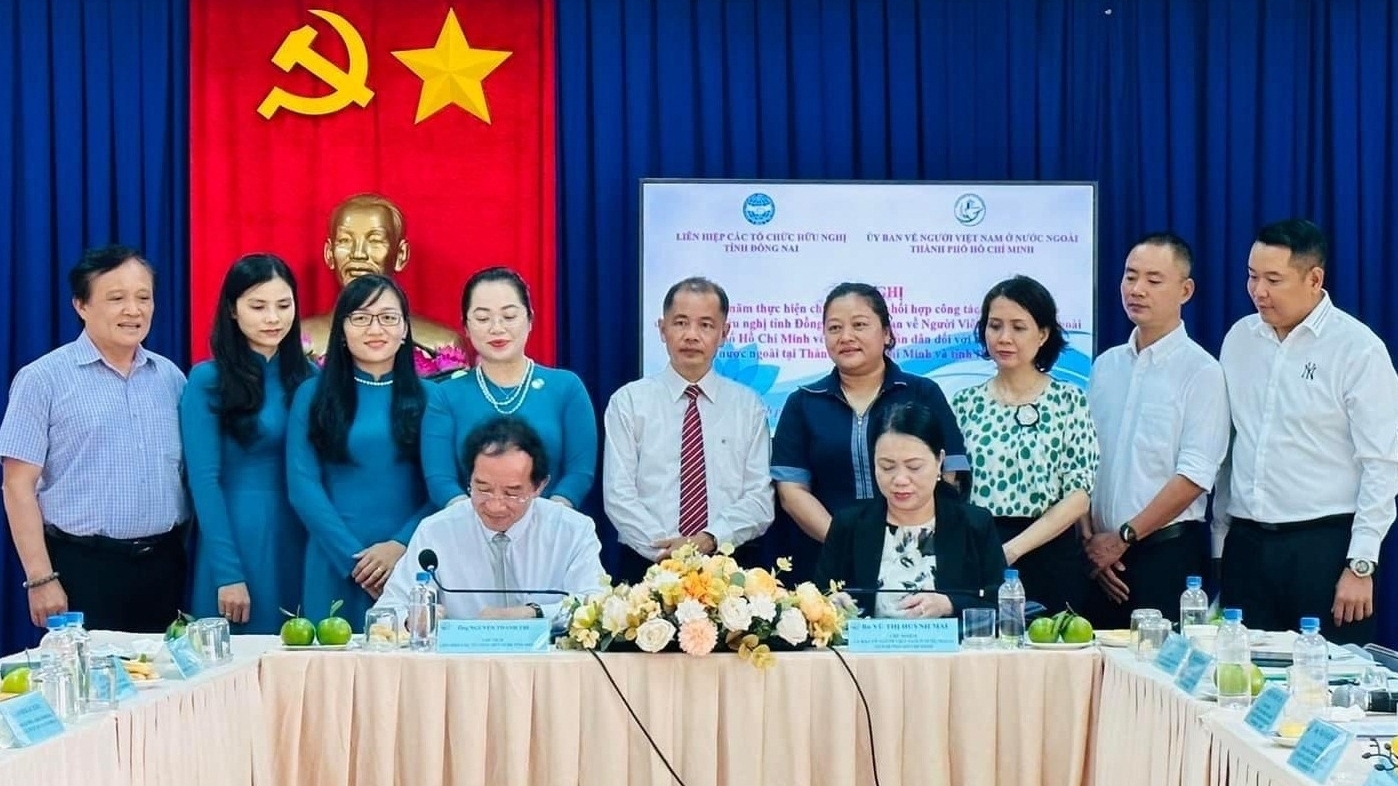 胡志明市与同奈省联合做好海外越南人人民外交工作