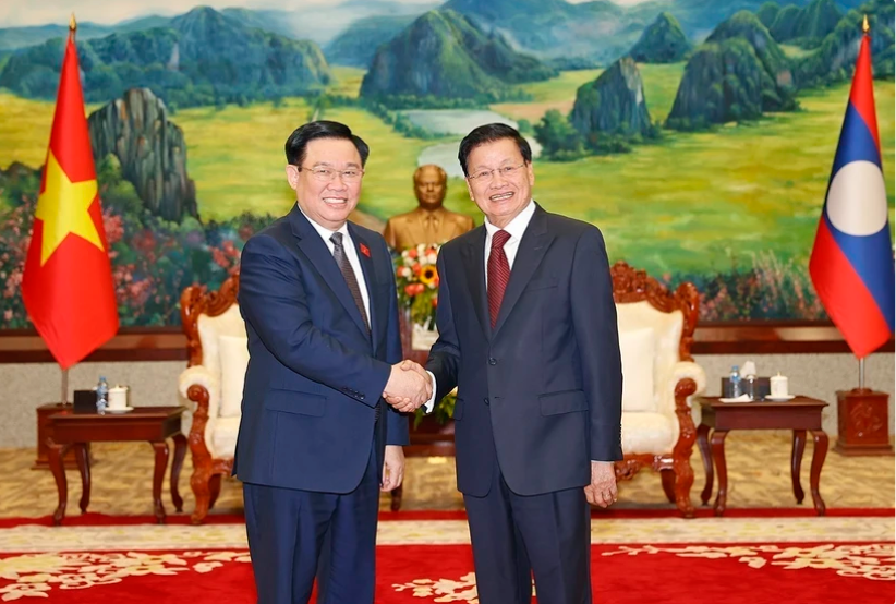 老挝友好协会主席高度评价越南国会主席的访问