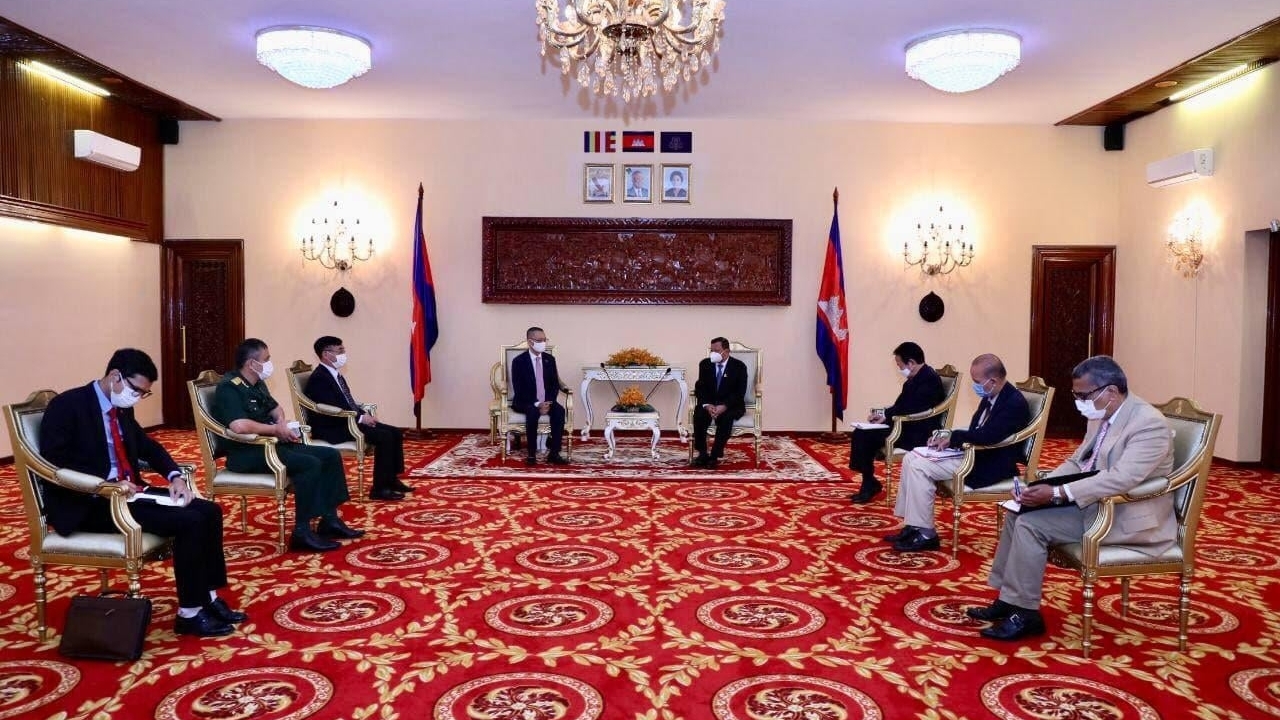 柬埔寨王国参议院议长会见越南驻柬埔寨大使