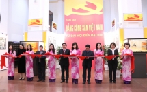 “越南共产党—从大会到大会”资料展在海防市举行