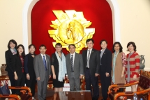 越中关系：推进文化交流 增进相互了解