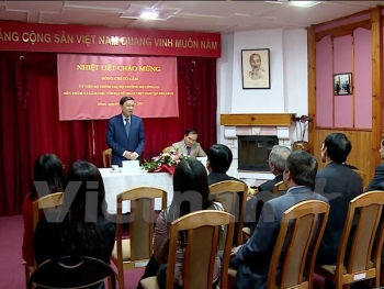 公安部部长苏林造访越南驻白俄罗斯大使馆