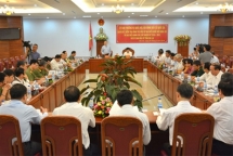 公安部长苏林上将检查嘉莱、昆嵩两省的选举工作