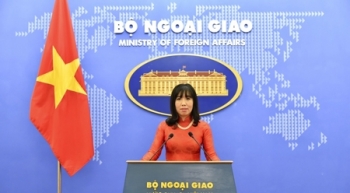 越南坚持在国际法基础上和平解决东海问题