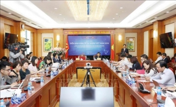 越南党、政府领导人将与2500家民营企业家进行对话