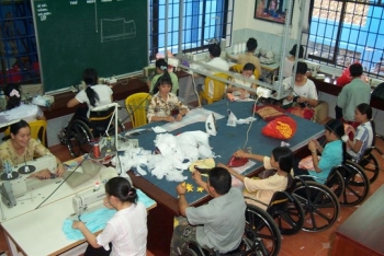 美国国际开发署资助承天顺化省残疾人扶助项目