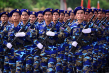 越南政府总理颁布《海警法》和《人民公安法》实施计划