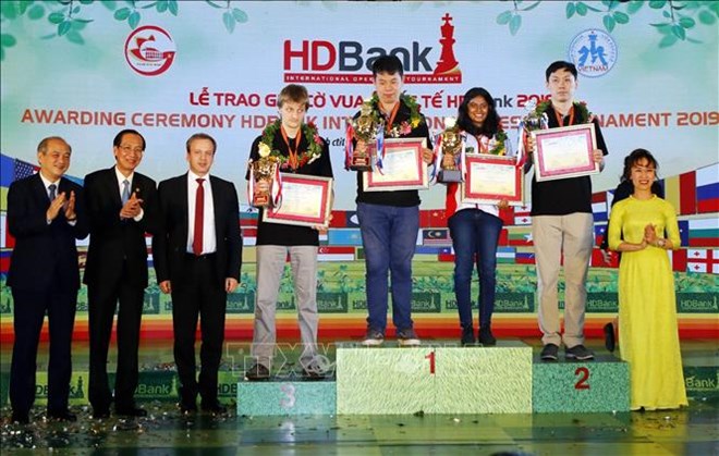 2019年HDBank国际象棋比赛落幕 中国棋手王皓夺冠