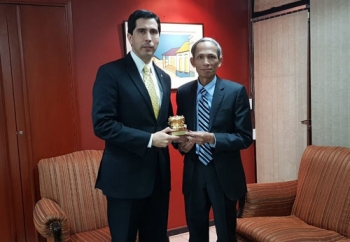 越南与巴拉圭加强合作