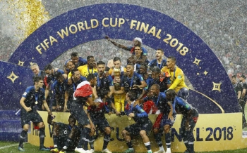 法国队4-2击败克罗地亚队 夺得2018年世界杯冠军