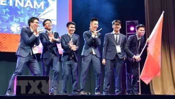 越南学生代表团在2019年国际数学奥林匹克竞赛荣获两枚金牌