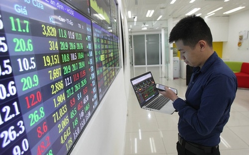7月份越南向232名外国投资者发放证券交易代码