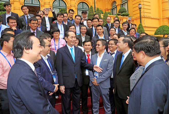 国家主席陈大光：发挥科技成果对经济社会发展的作用