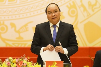 政府总理阮春福出席中部经济发展会议