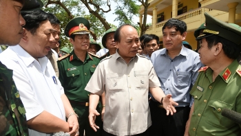 越南政府与红十字会携手向灭区居民提供扶持