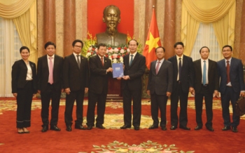 陈大光主席会见2017年APEC工商咨询理事会领导班子