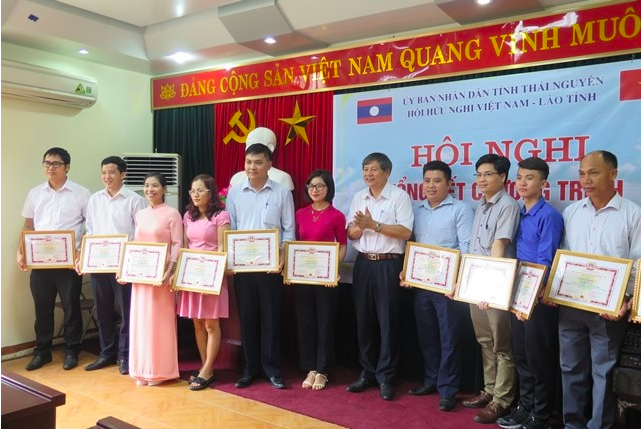 越南太原省的老挝留学生寄宿家庭模式富有成效