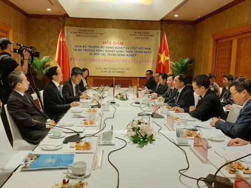 越南与中国促进农产品加工和贸易合作