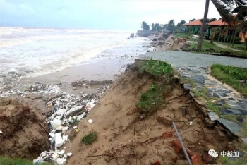 越南会安海边度假区岌岌可危，面临被海水“吞噬”