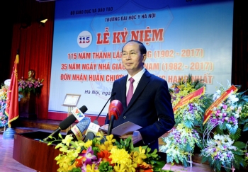 陈大光主席出席河内医科大学建校115周年纪念庆典