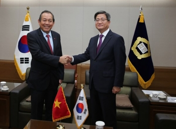 越南政府常务副总理张和平出访韩国