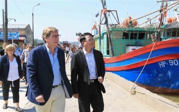 欧洲议会渔业委员会对海防市进行工作访问