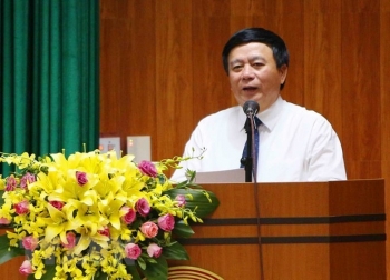 越共中央理论委员会第八次会议在北宁省召开