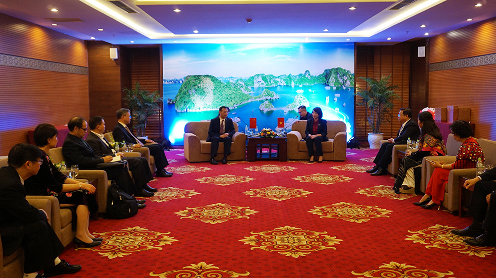 加强越南边境四省与中国广西间的旅游和语言领域合作关系