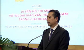 熊波大使出席"胡志明主席精神遗产和新时期越南文化外交"研讨会
