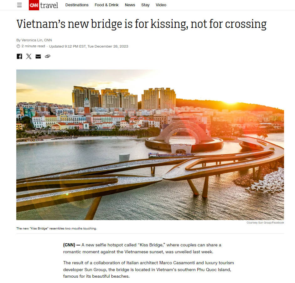 美国有线电视新闻网发表了一篇有关富国岛黄昏镇接吻桥的文章，标题为：“越南的新桥是用于接吻而非同行”。