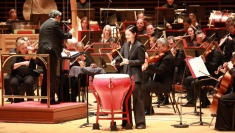 音乐架起中美友谊之桥