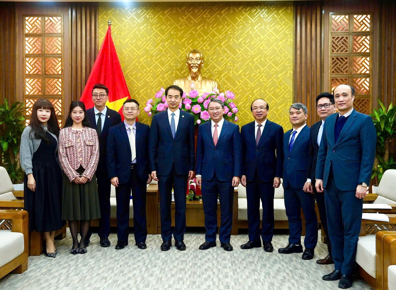 各代表合影留念。