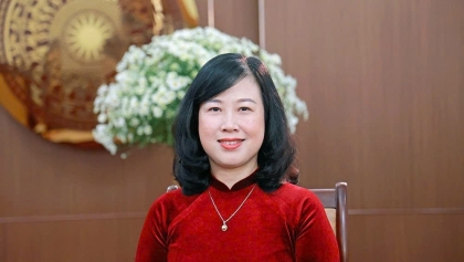 卫生部部长陶红兰：从早、从远并在基层全面照顾人民健康