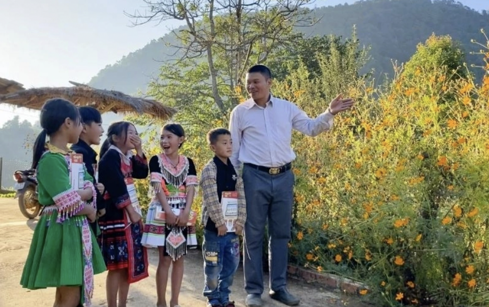 高地同胞希望党和国家继续出台多项政策，帮助乡亲们实现可持续减贫，并获得学习机会。