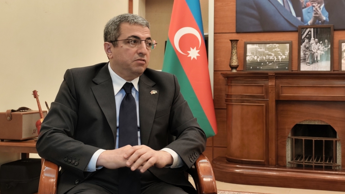 阿塞拜疆大使：以人民为中心助力提升越南国际地位