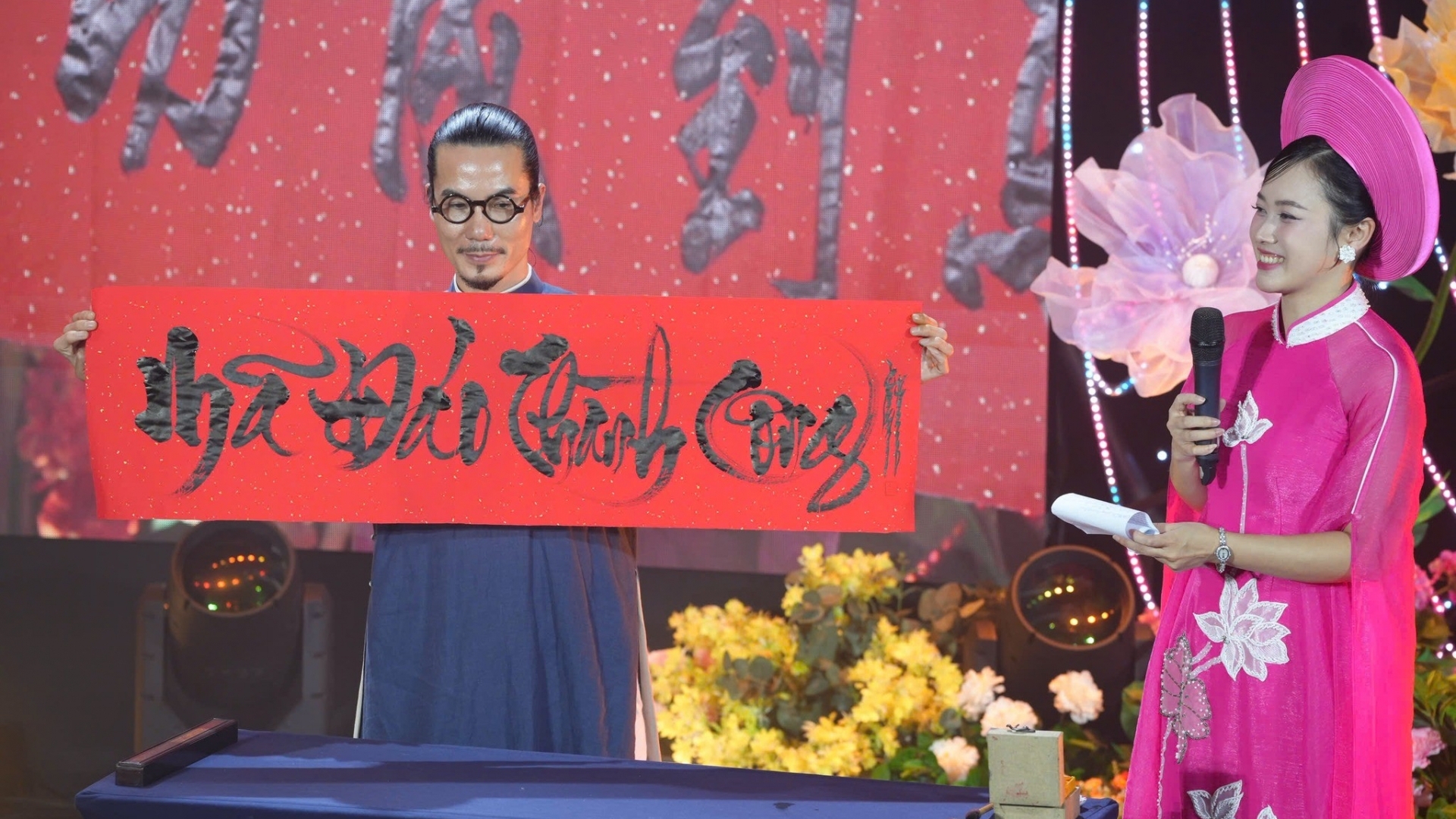 中越青年共贺新春 携手唱响友谊之歌