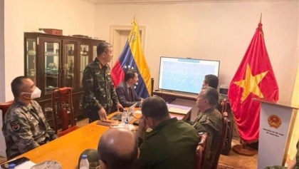 越南外交和国防政策宣讲会在委内瑞拉举行