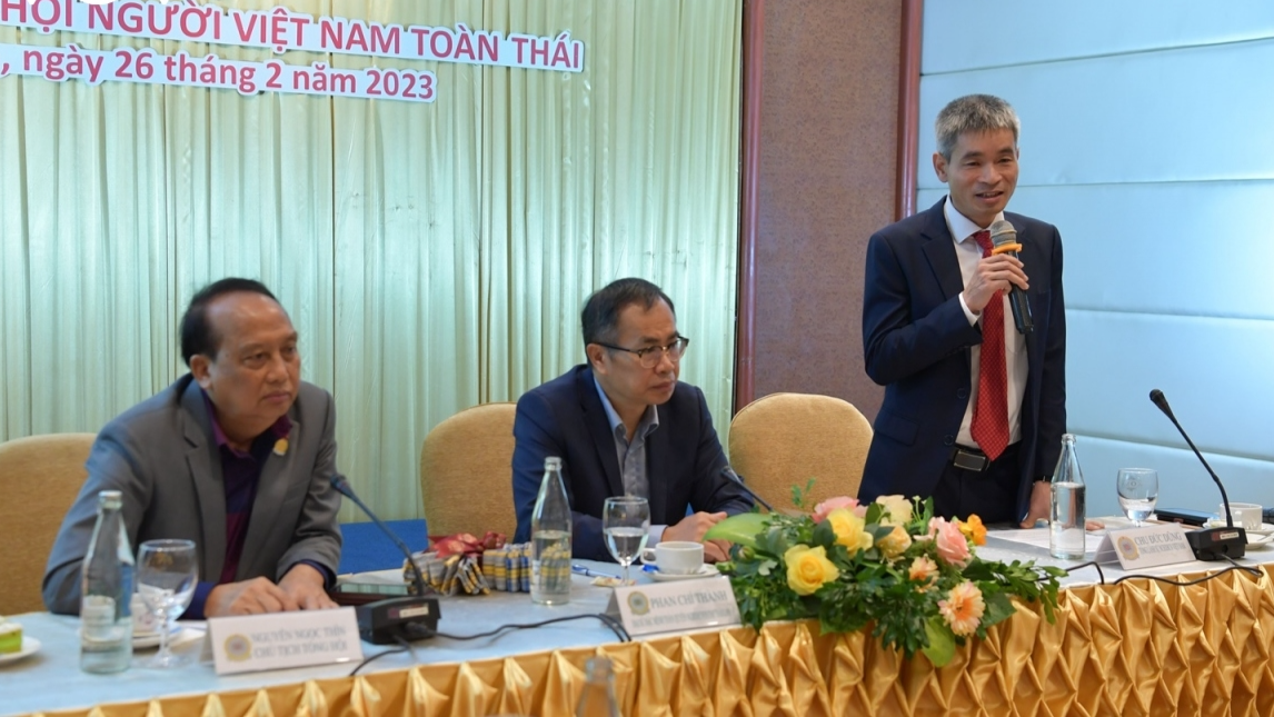 越南驻泰国孔敬总领事朱德勇发表讲话。