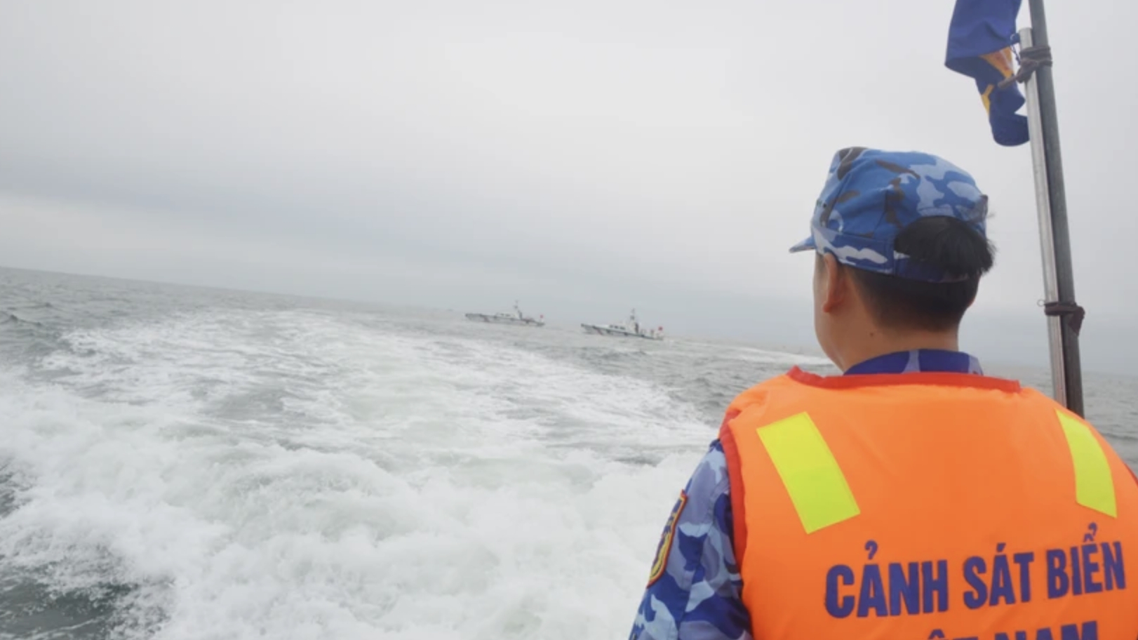 越南与中国海岸警卫队在边境海域联合巡逻