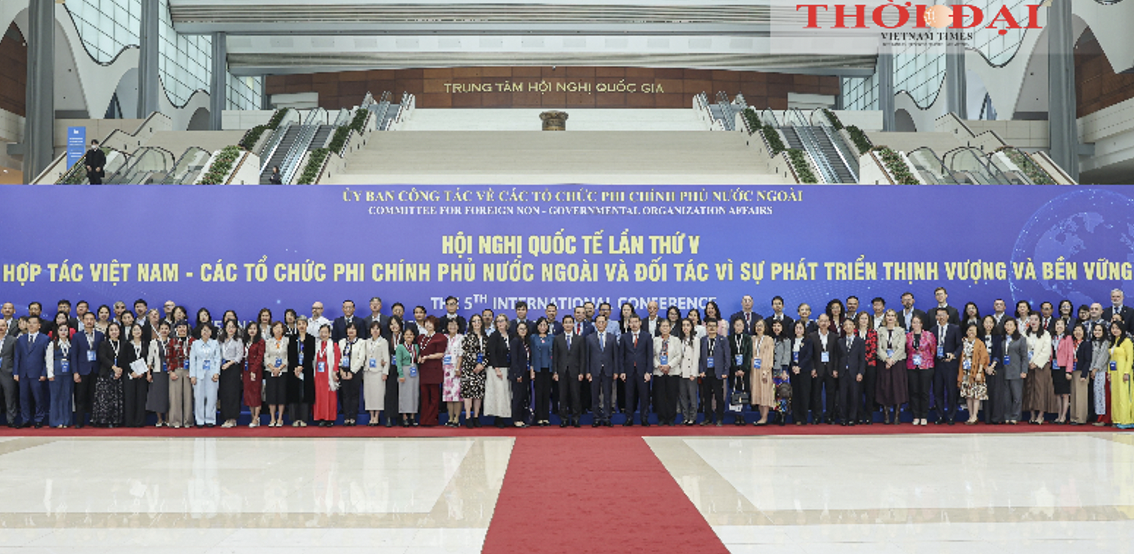 代表们出席由外国非政府组织工作委员会和越南友好组织联合会于2025年12月4日在越南河内举办的“第五届越南与外国非政府组织及合作伙伴关于繁荣与可持续发展合作国际会议”。——(摄影:丁和) 代表们出席由外国非政府组织工作委员会和越南友好组织联合会于2025年12月4日在越南河内举办的“第五届越南与外国非政府组织及合作伙伴关于繁荣与可持续发展合作国际会议”。——(摄影:丁和)