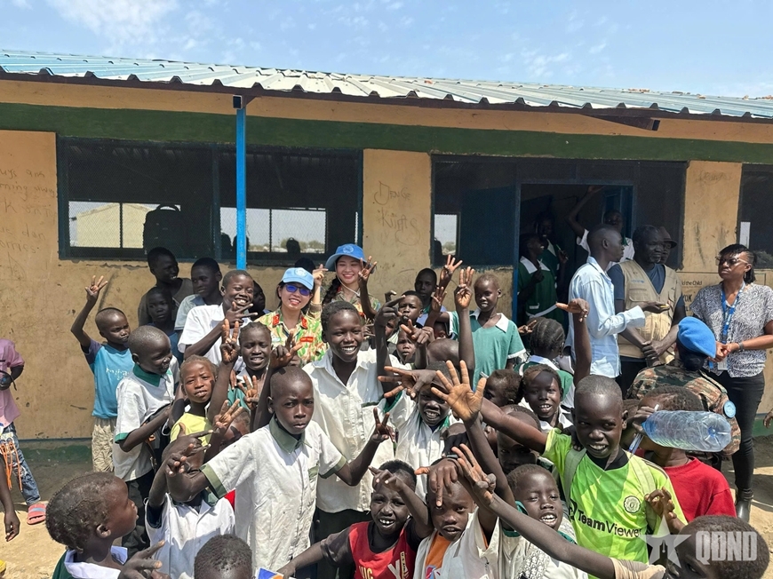 陈氏金恒少校与越南干部、军人执行维和任务的形象在国际友人心中留下了深刻的印记。