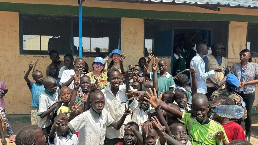 在热土上播撒仁爱的种子