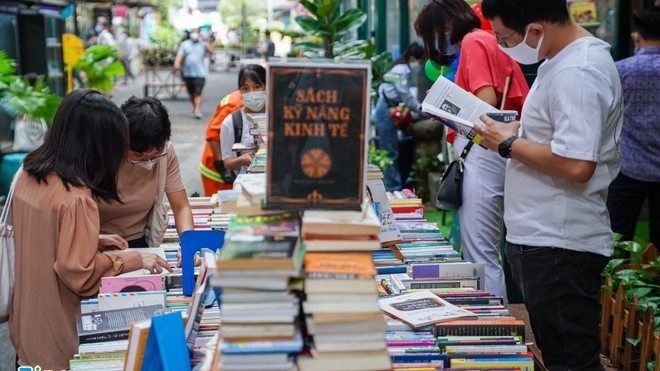 胡志明市努力促进图书行业发展和推广阅读文化，力争获得“世界图书之都”称号