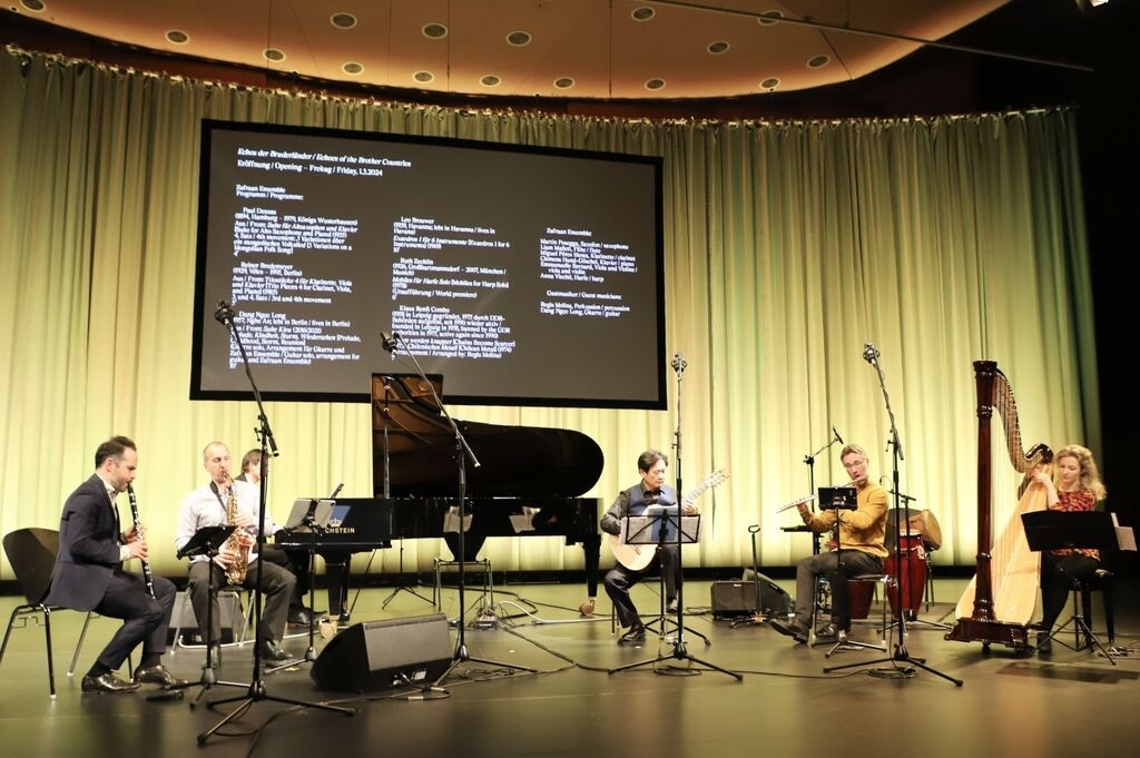 翘传组曲在德国柏林世界文化之家文化馆上演。