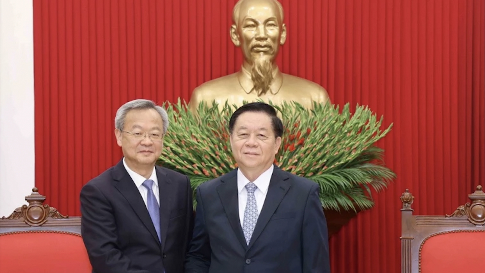 促进新闻合作，巩固越中关系
